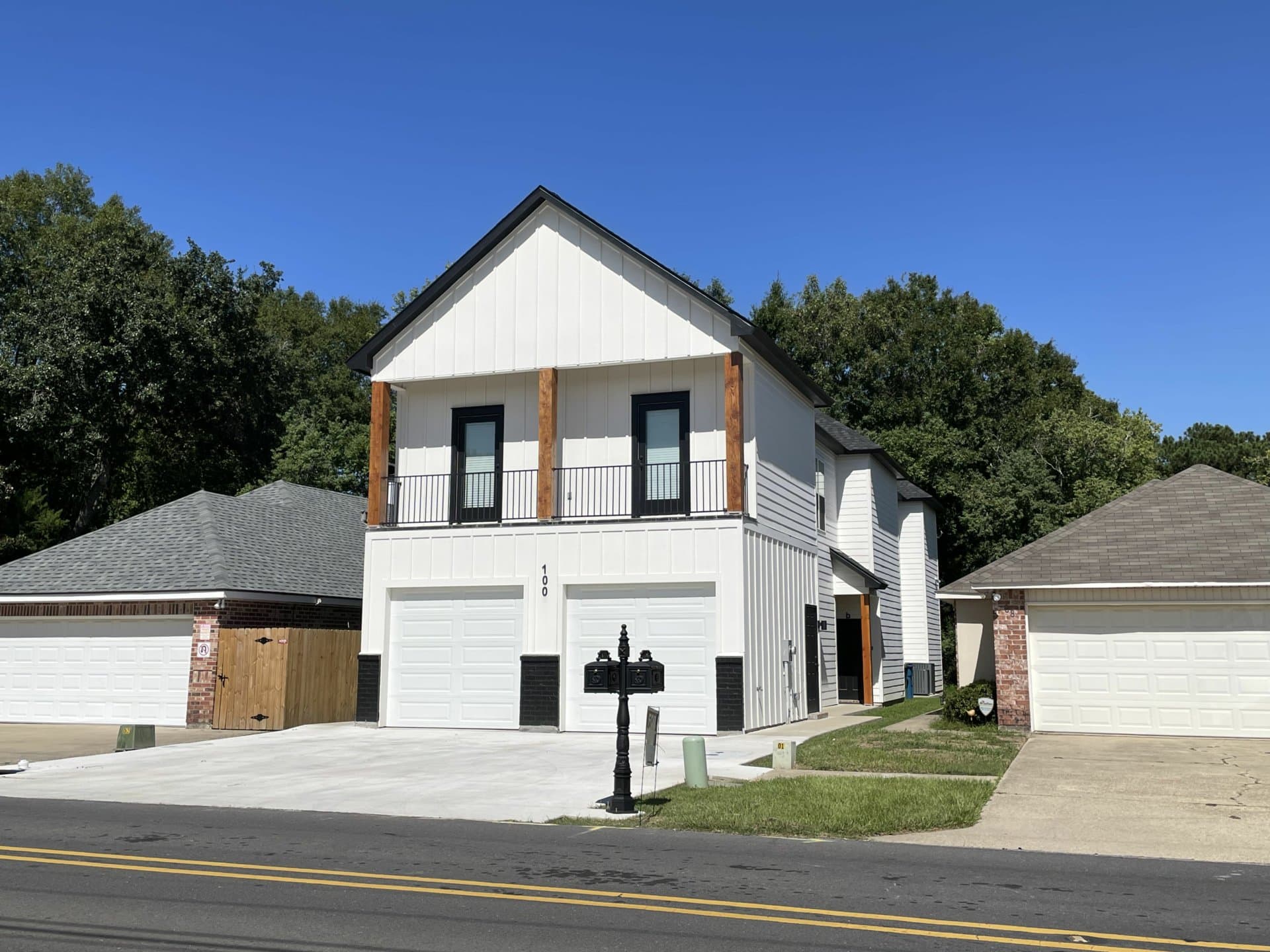 100 Steiner Rd-Passion-Home-Exterior-1